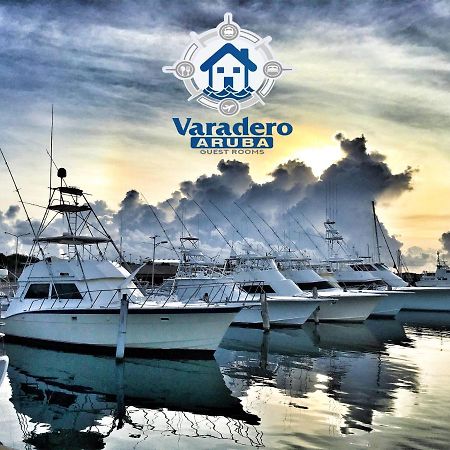 Varadero Marina Airport Guests Rooms Oranjestad Ngoại thất bức ảnh