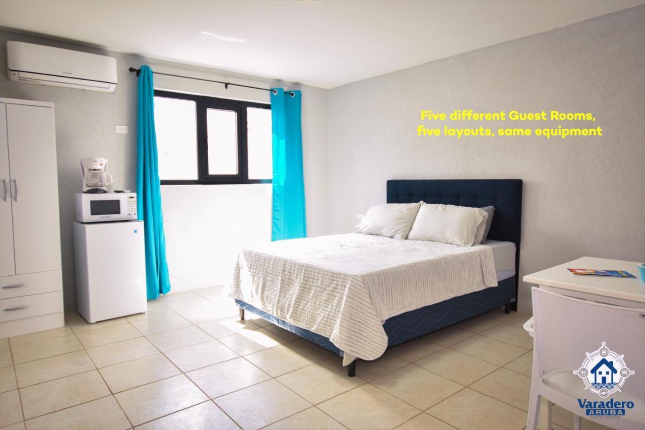 Varadero Marina Airport Guests Rooms Oranjestad Ngoại thất bức ảnh