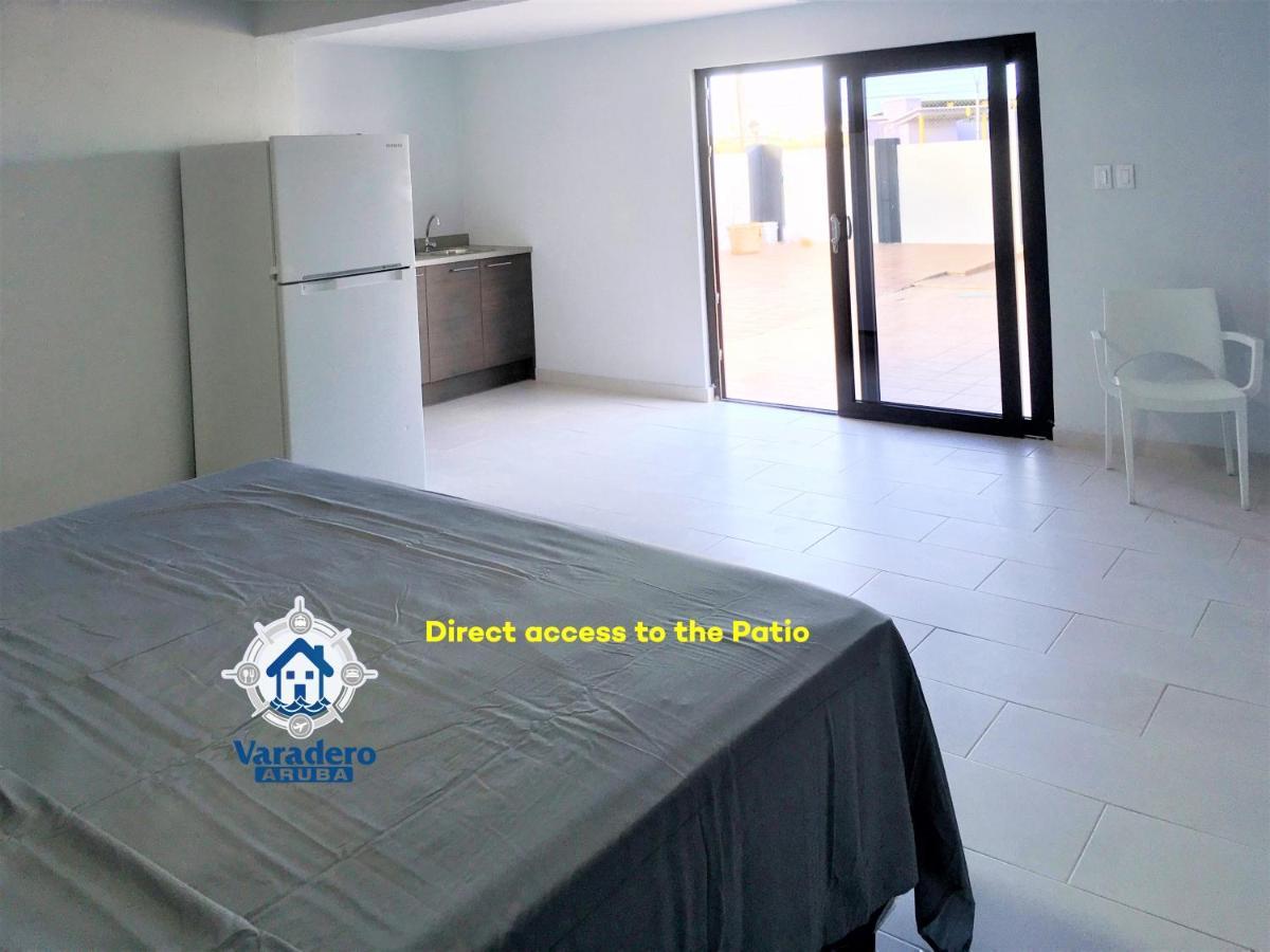 Varadero Marina Airport Guests Rooms Oranjestad Ngoại thất bức ảnh