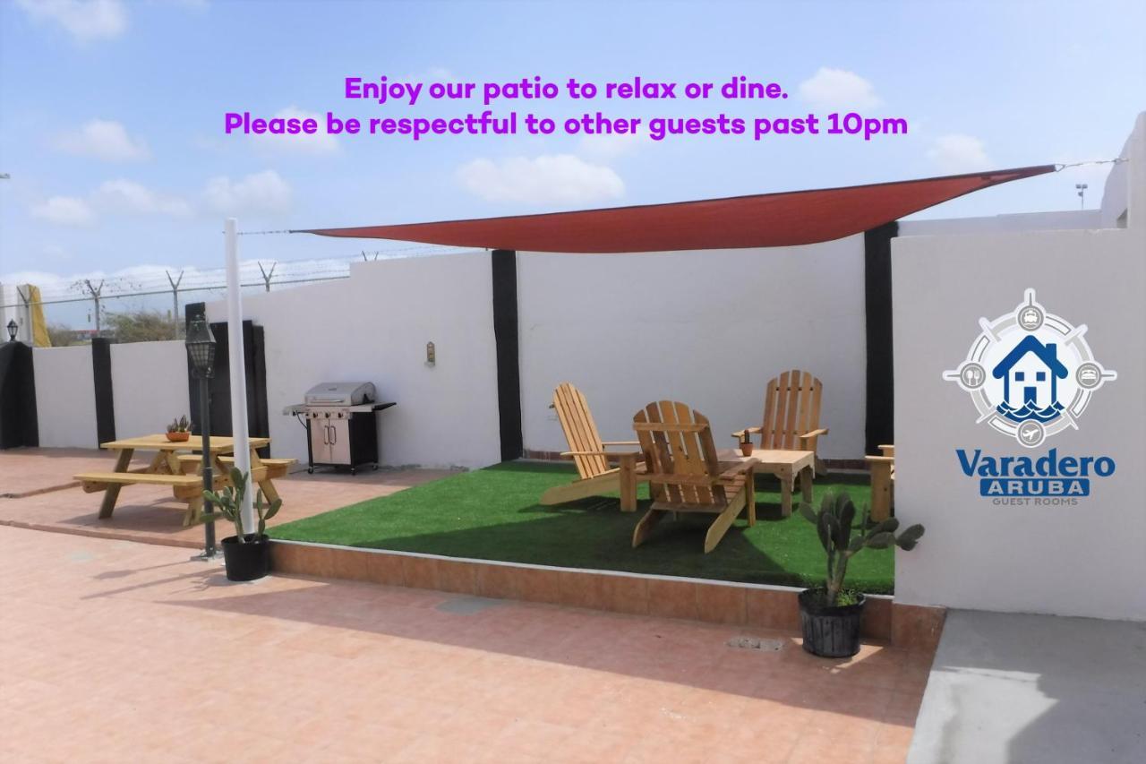 Varadero Marina Airport Guests Rooms Oranjestad Ngoại thất bức ảnh
